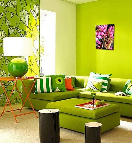 Мебель в салатовом цвете в интерьере комнаты